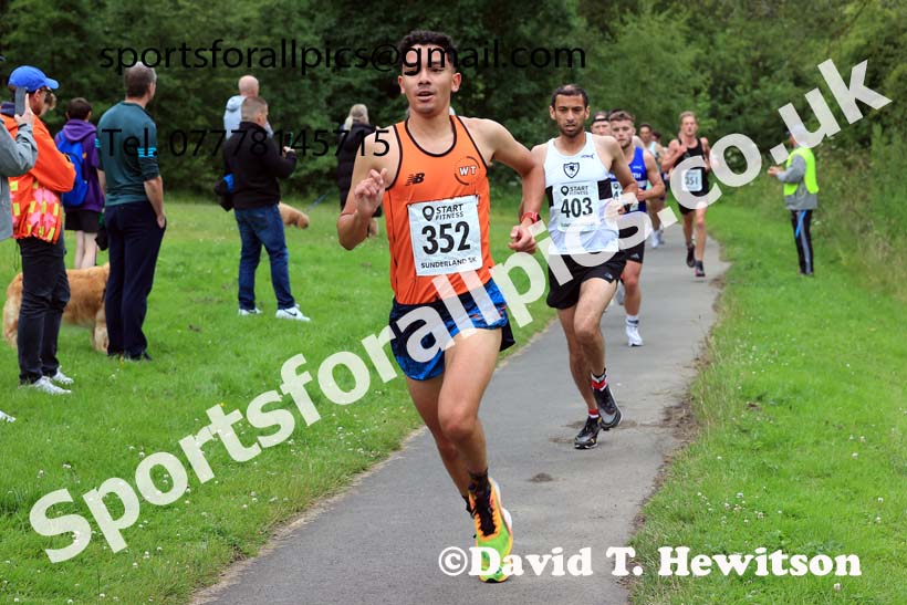Senior men, 2024 Sunderland Harriers 5k, Silksworth, Sunderland.  Photo: David T. Hewitson/Sports for All Pics